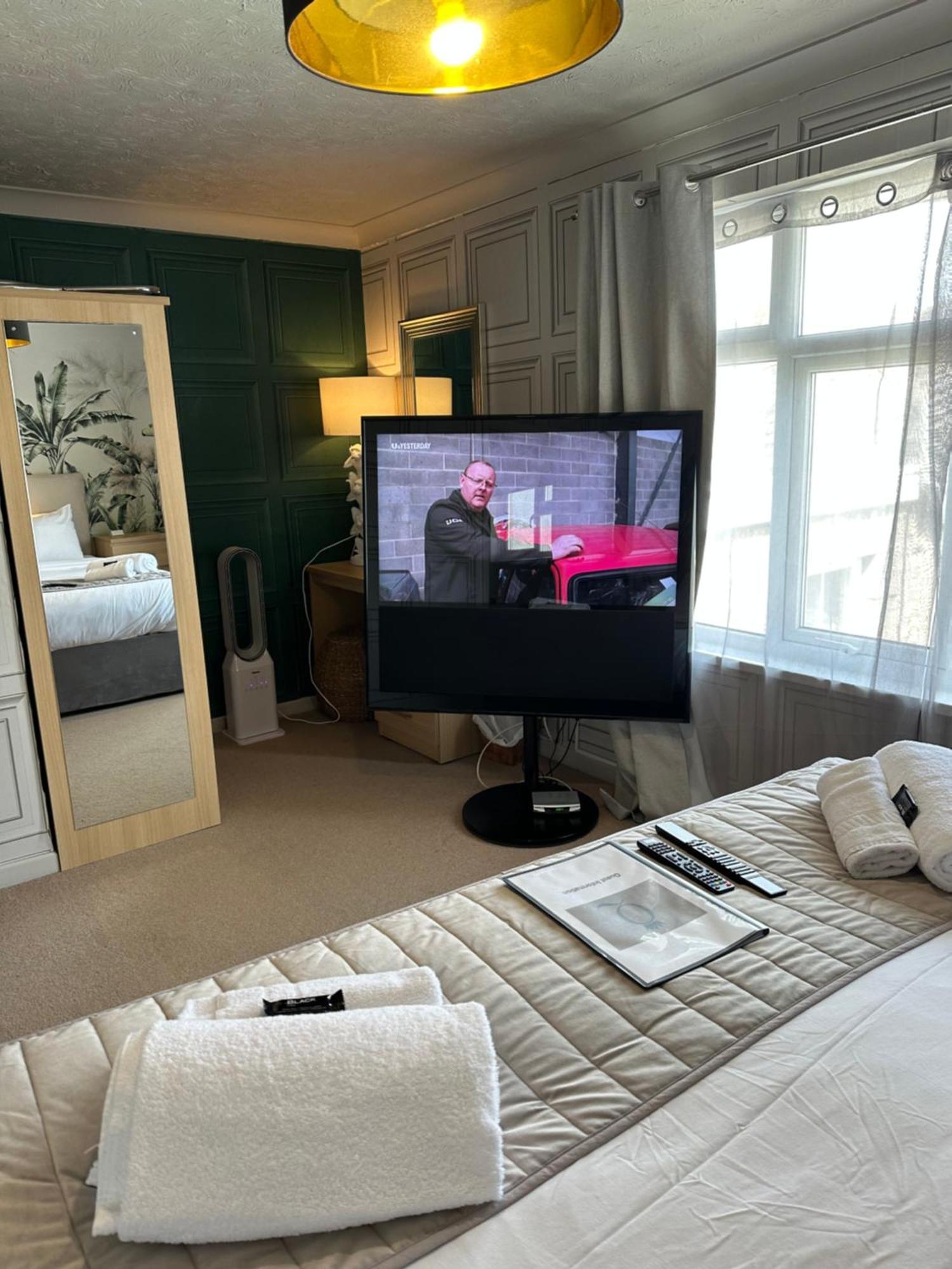 The Q Hotel Shanklin Esterno foto